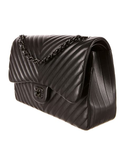 chanel so black jumbo flap